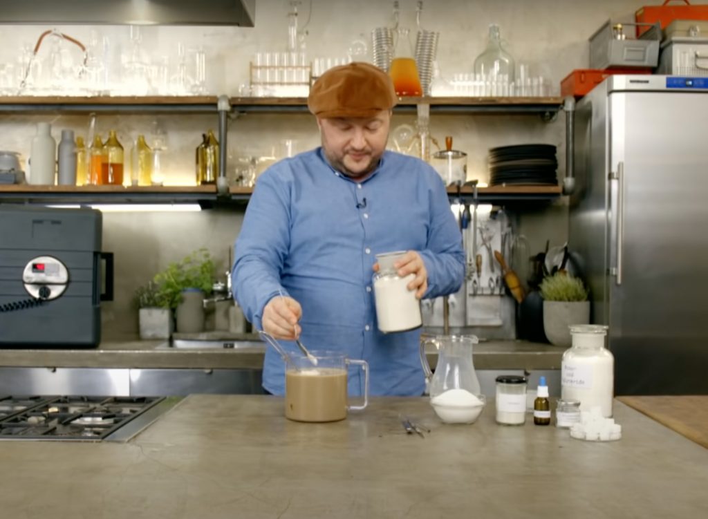 Kühlregal Kaffee: Lege packt aus